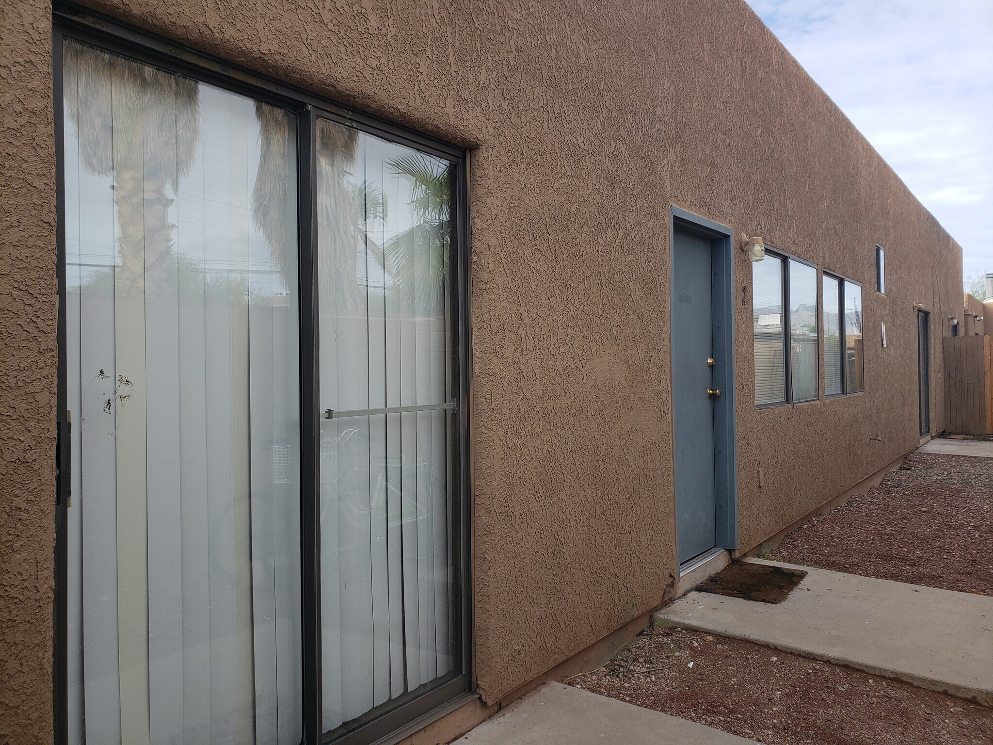 Unit #2 - 1440 E Lee St