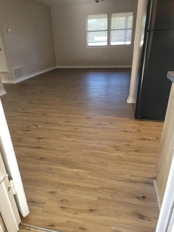 Building Photo - 320 Jean Dr