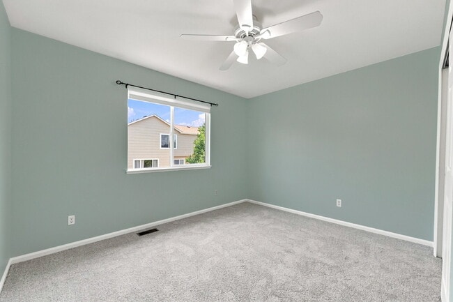 Building Photo - $2,845.95, 6-bed, 3.5-bath located in Colorado Springs with a fenced backyard.