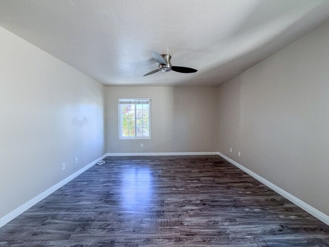 Building Photo - 818 Navigator Way