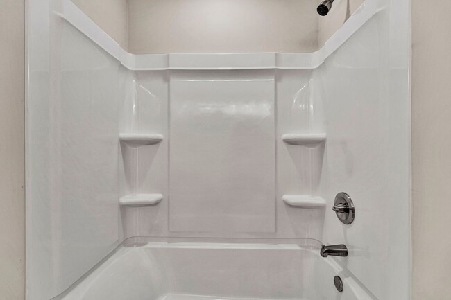 Building Photo - Charming 4 Bedroom Haven in Laurens