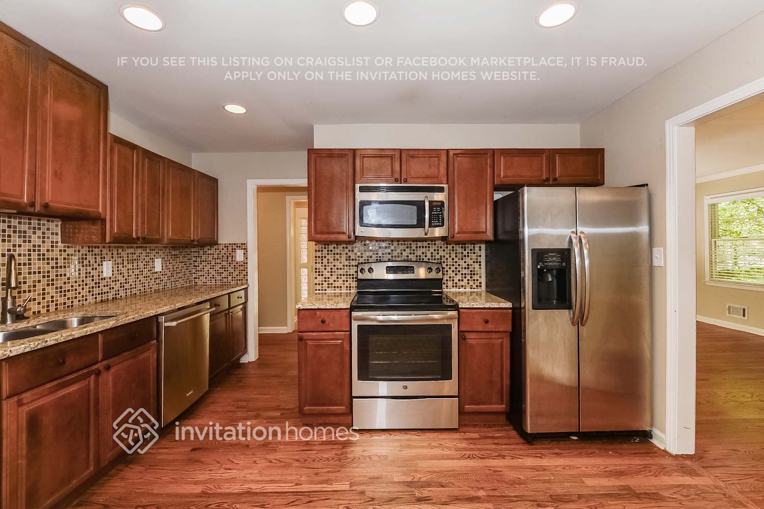 Building Photo - 2725 Rollingwood Ln SE