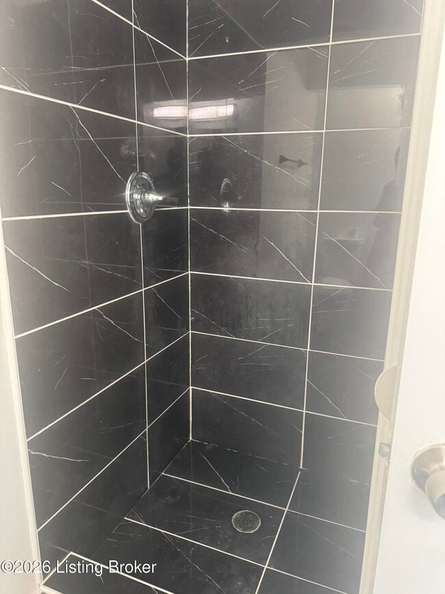 Building Photo - 8409 Damascus Cir