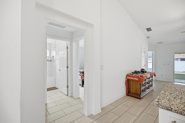 Building Photo - MATANZAS WOODS