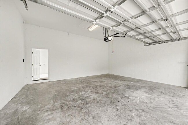 Building Photo - 10757 El Radabob Wy