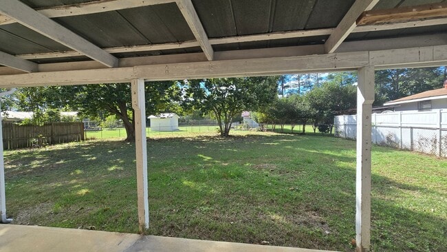 Building Photo - 6615 Keeler Dr