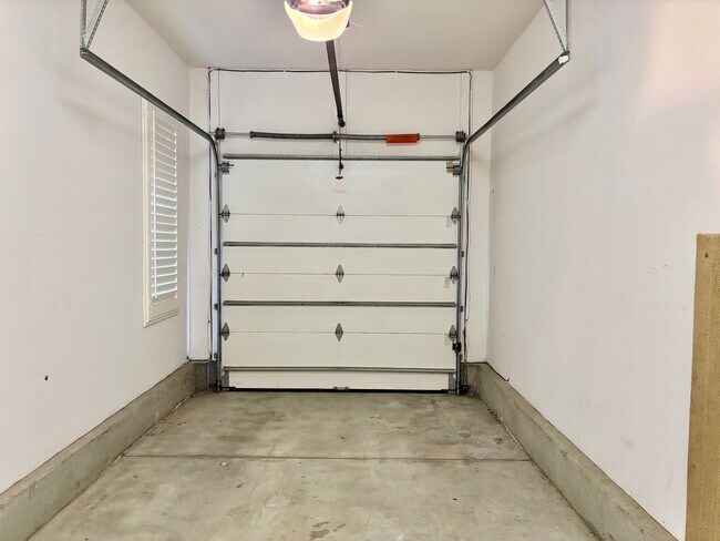 Building Photo - Boat Dock Home | Gated Community | Oxnard ...