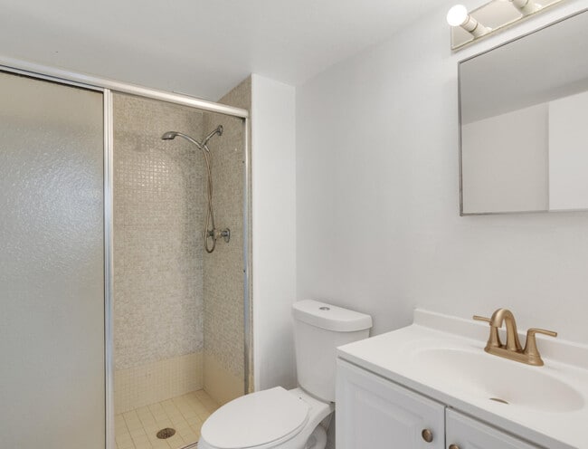 Building Photo - 3200 N Hwy A1A