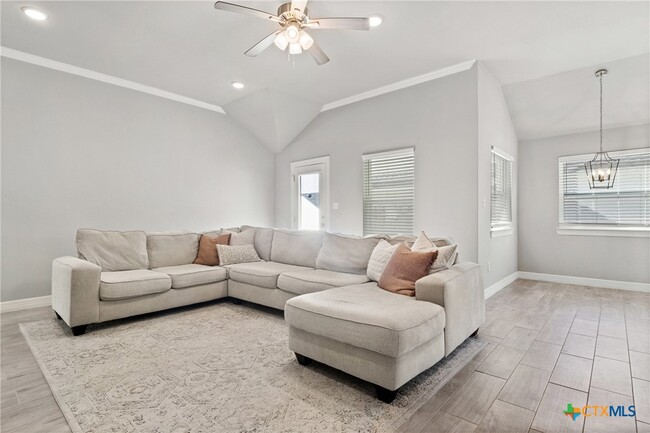 Building Photo - 1519 Curlew Ln