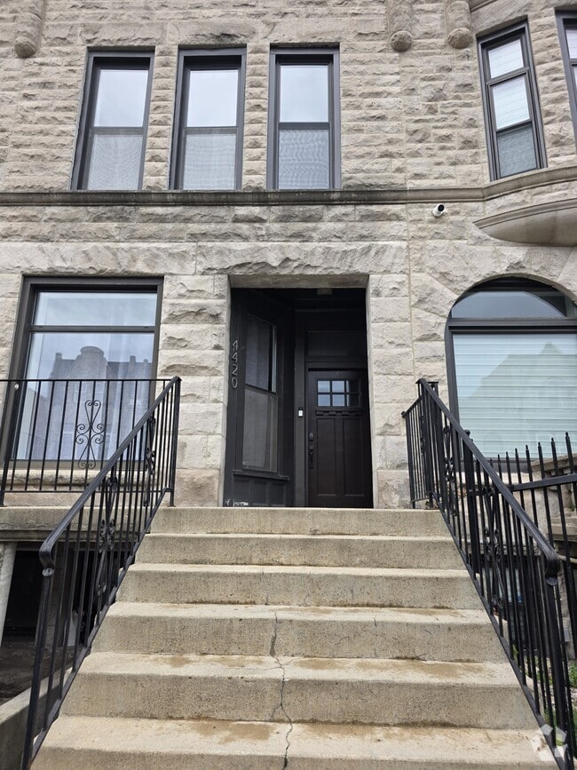 Building Photo - 4420 S Berkeley Ave