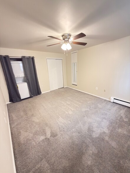 Building Photo - 916 S 11th St