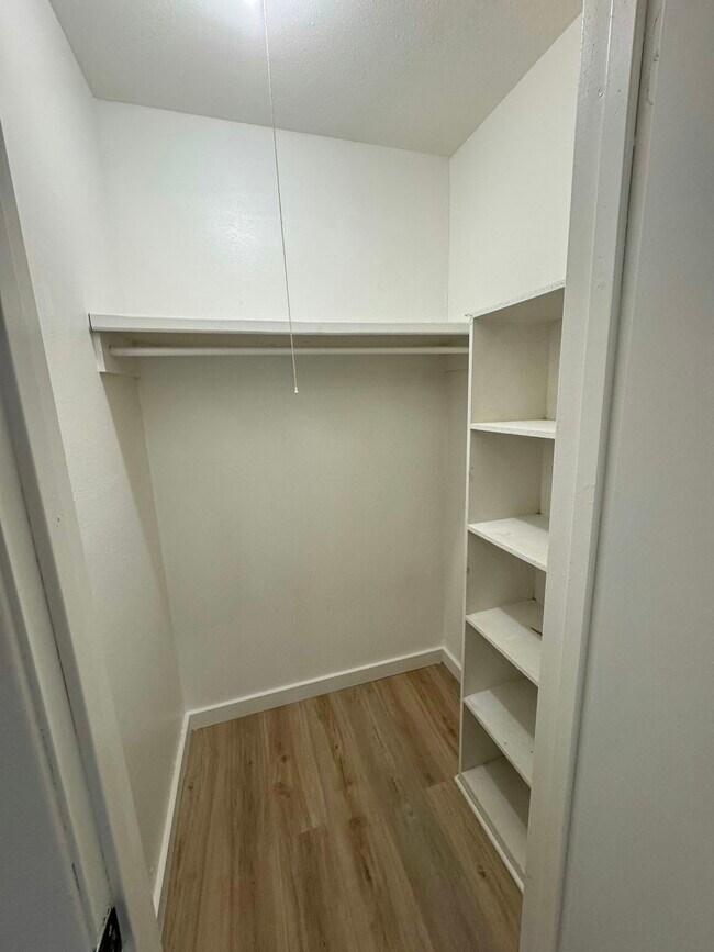 Building Photo - 3825 Old Faithful Ct