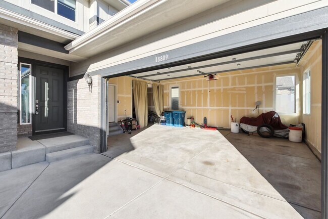 Building Photo - Check out this fantastic home nestled in the highly desirable Candelas community - Available Sept...