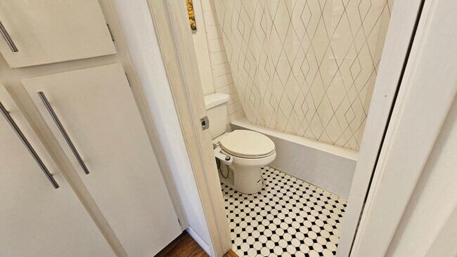 Building Photo - 6780 Friars Rd