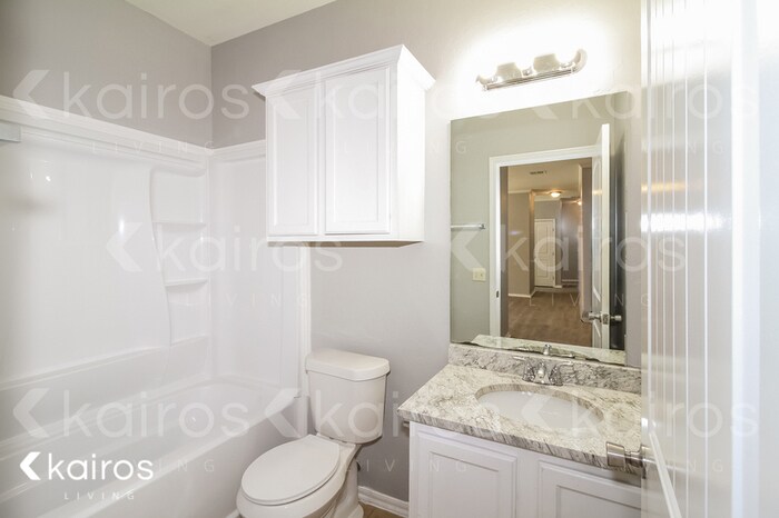 Building Photo - 4209 Notting Hill Dr