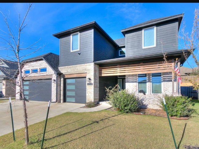 Building Photo - 13243 Sawtooth Oak Rd