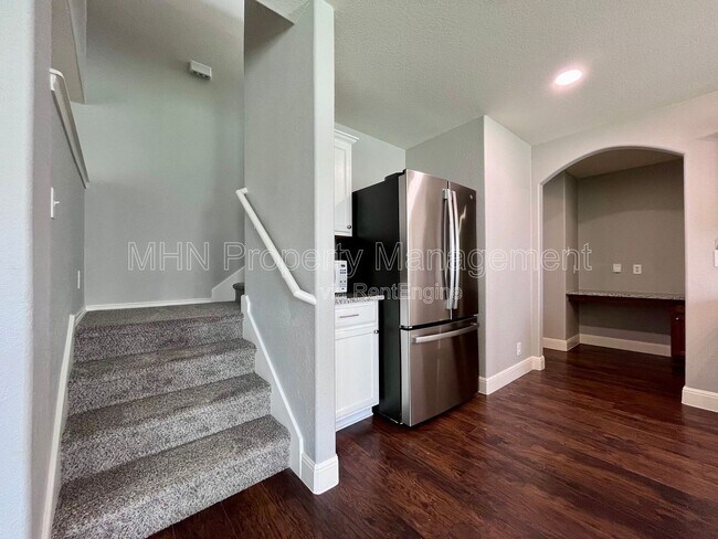 Building Photo - 8734 Snow Goose