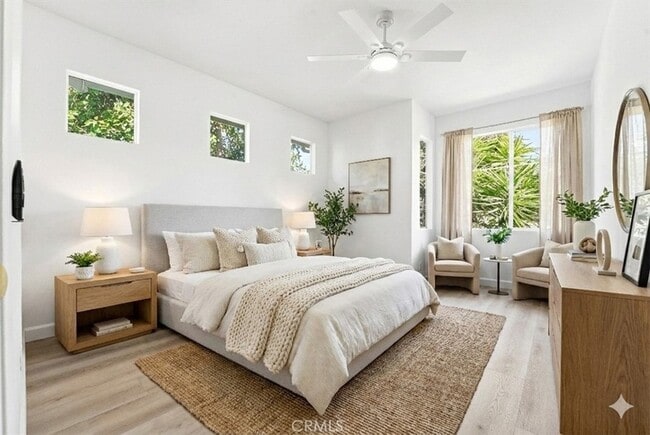 Building Photo - 2 Carlsbad Ln