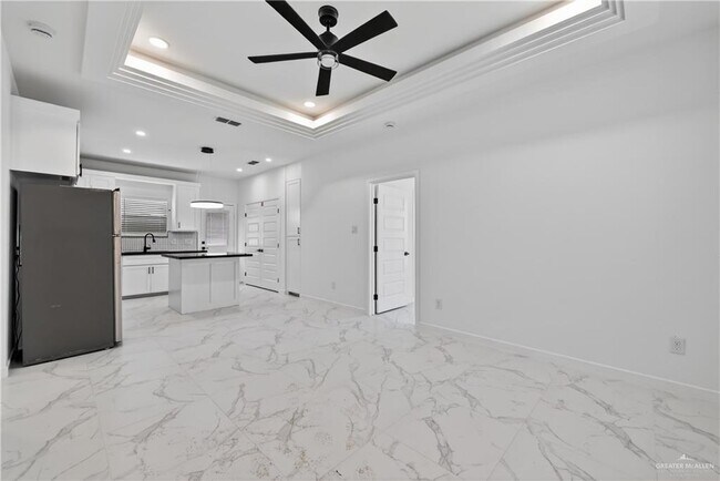 Building Photo - 15 N 39th St