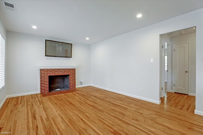 Building Photo - 2 br, 1 bath House - 541 Richmond Avenue