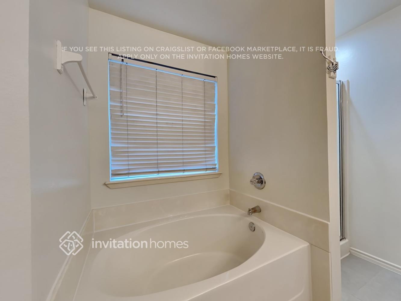 Building Photo - 5609 Parkplace Dr