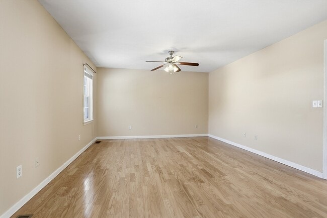 Building Photo - 1 Ernies Dr