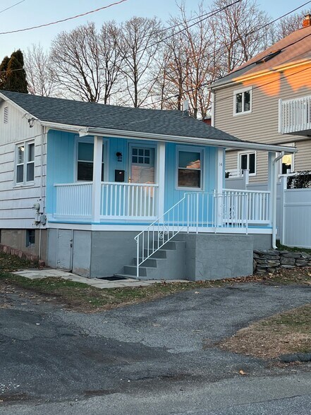 Front View - 14 Nashawena Ave