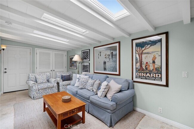 Building Photo - 112 Abalone Ave