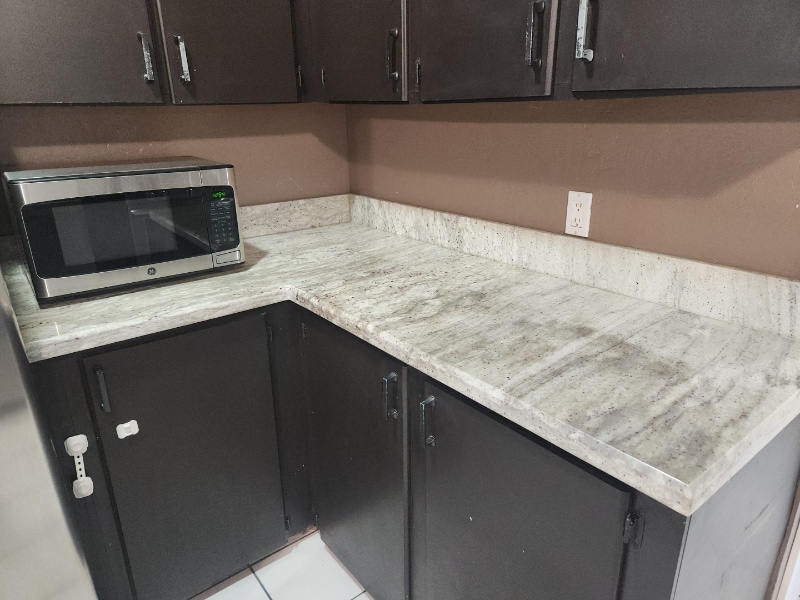 Building Photo - 425 S 98th Pl