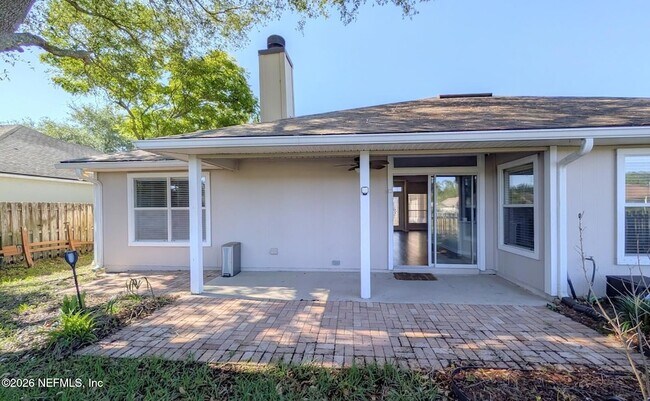 Building Photo - 12171 Basalt Dr N