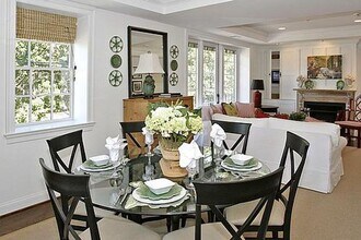 Building Photo - 701 S 7th St