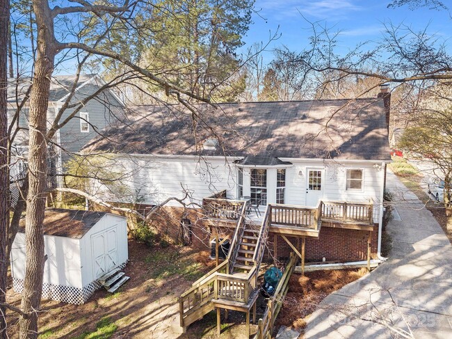 Building Photo - 2045 Trowbridge Ct