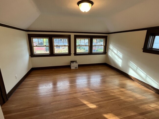 Building Photo - WILSM03