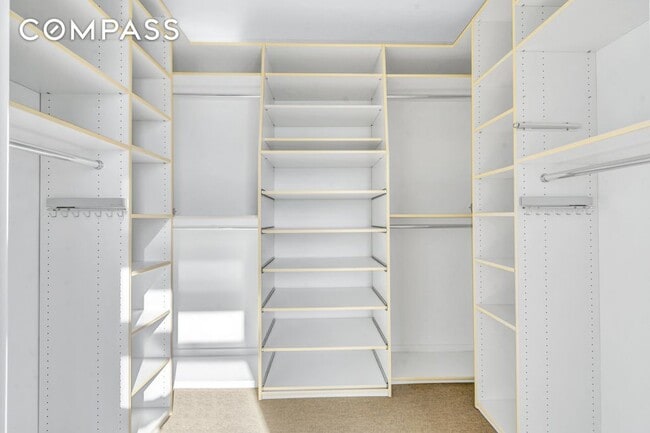 Building Photo - 2 N 5th St