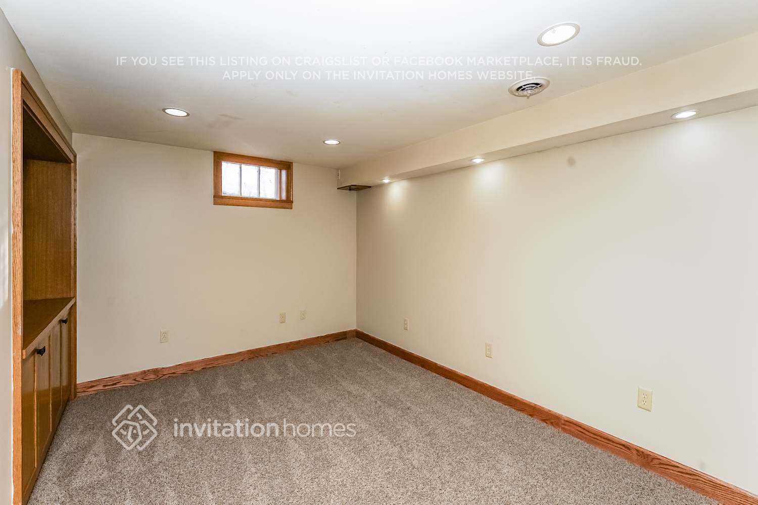 Building Photo - 5753 27th Ave S