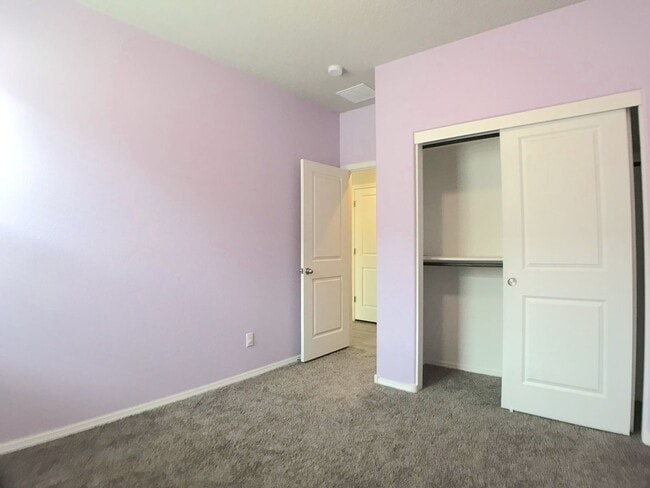 Building Photo - Spacious 3BR/2BA Los Lunas Home with Open Layout, Office Space & Refrigerated Air