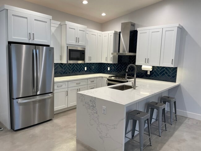 Building Photo - 1220 S Roosevelt St