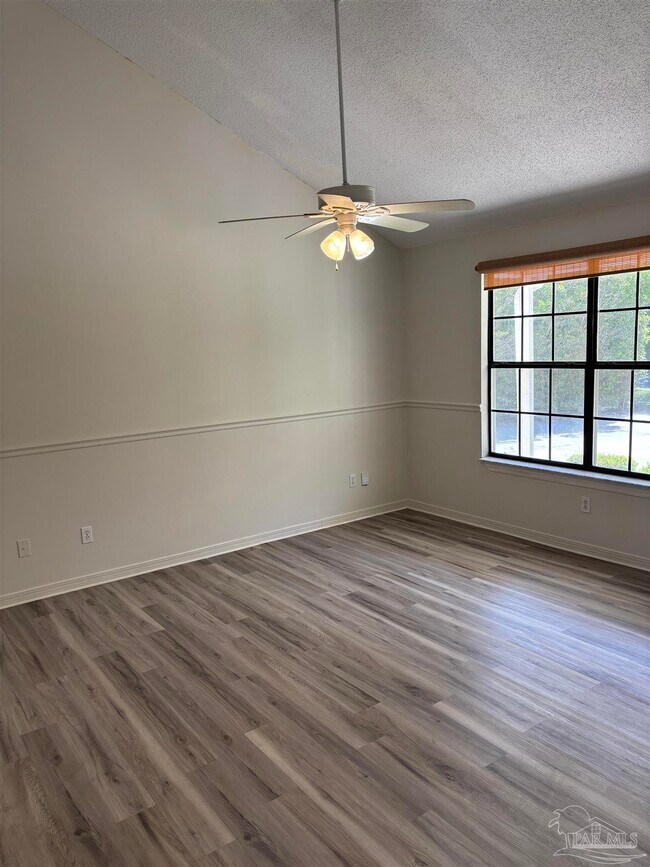 Building Photo - 7145 8 Mile Creek Rd