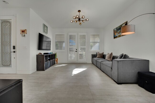 Building Photo - 10336 Early Morning Ave