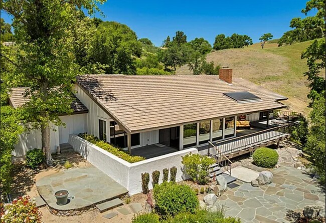 Building Photo - Rancho Alisal Drive