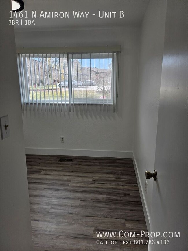 Building Photo - Cute 3 Bed 1 Bath Condo in Orem for Rent! ...