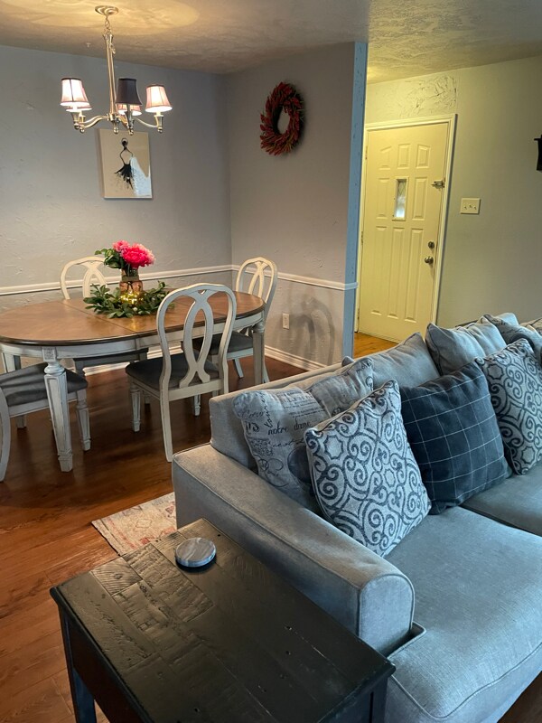 Building Photo - 4001 Windfree Dr