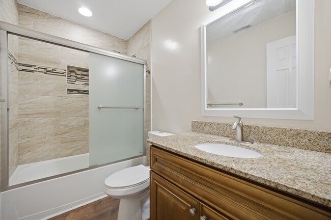 Building Photo - 5109 James St