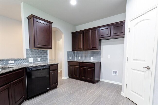 Building Photo - 8238 Arezzo Dr