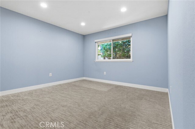 Building Photo - 1335 N Sarita Pl