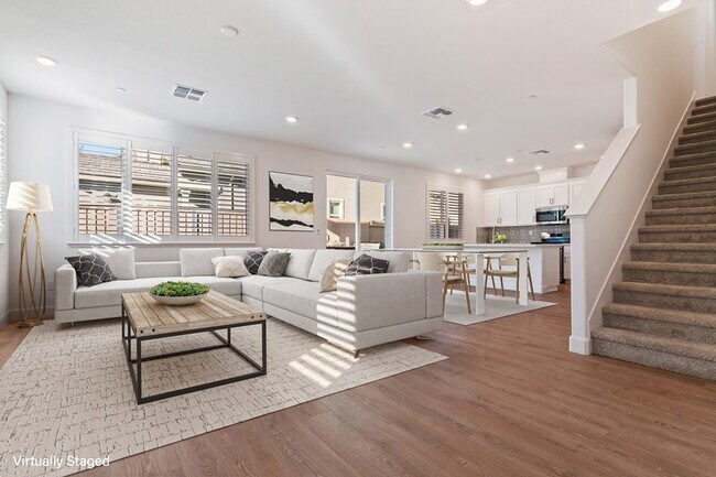 Building Photo - Bright and Stylish Living