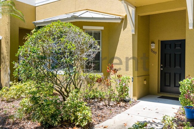 Building Photo - 7569 Tamarind Ave