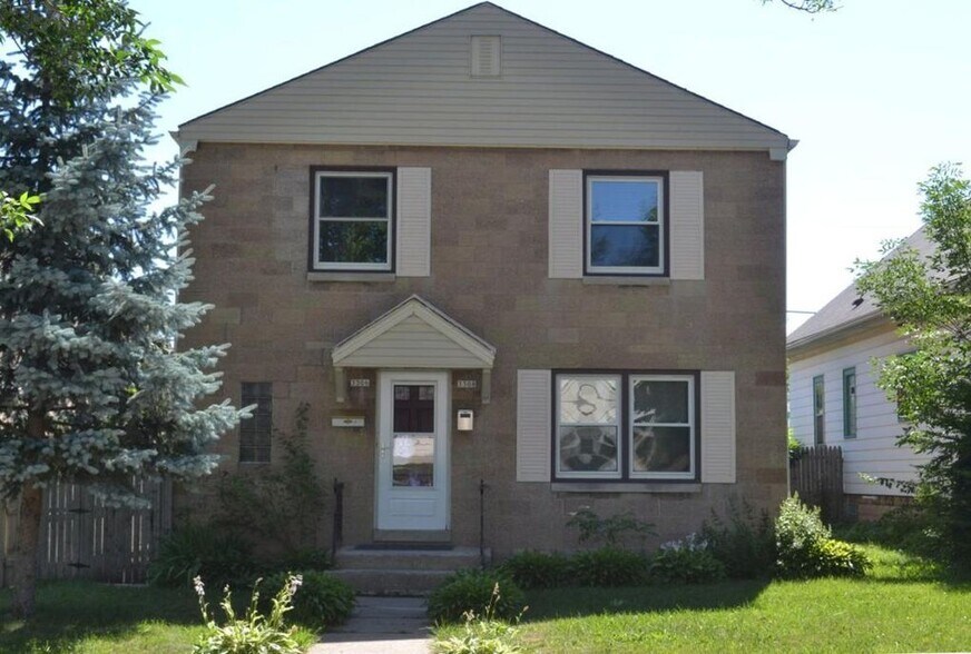 Building Photo - 3306 S 7th St