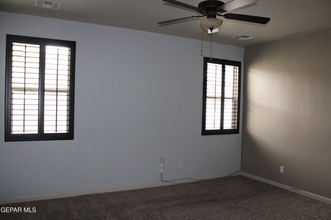 Building Photo - 614 Billston Rd