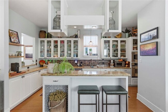 Building Photo - 2128 Sage Creek Loop